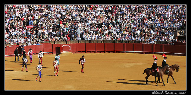 Sevilla - <i>paseo</i> in Plaza de Toros