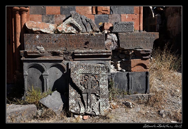 Armenia - Havuts Tar - Amenaprkich church