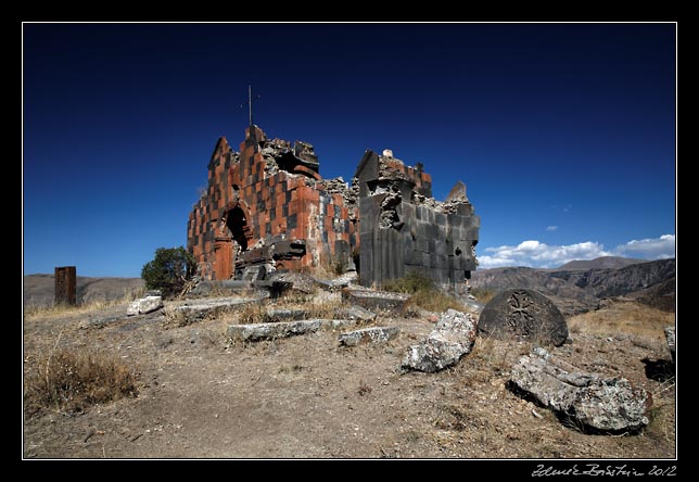 Armenia - Havuts Tar - Amenaprkich church