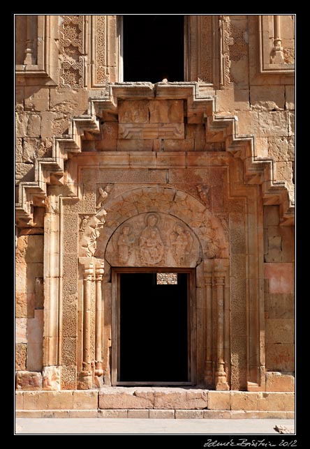 Armenia - Noravank - Orbelian tomb