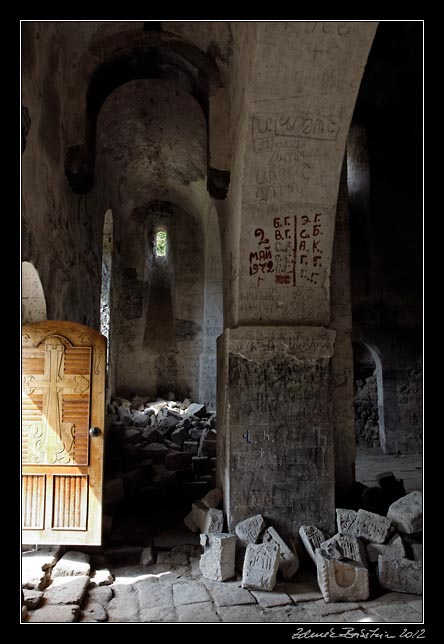 Armenia - Khndzoresk - old Khndzoresk - the church