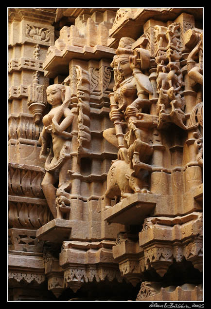 Jaisalmer - carvings in a Jain temple