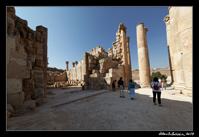 Jerash (Jarash) - Temple of Zeus