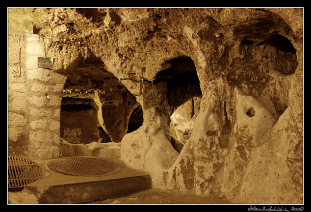Turkey - Cappadocia - Derinkuyu Underground City