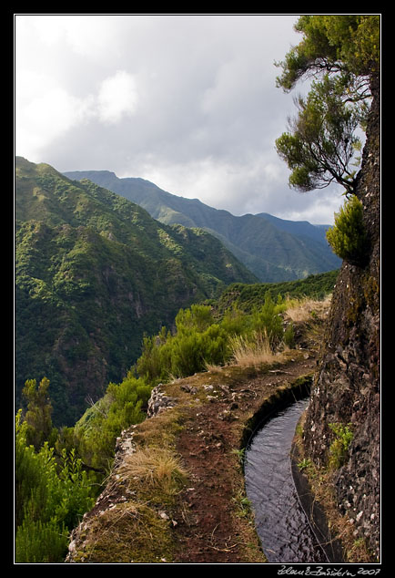 Levada da Rocha Vermelha