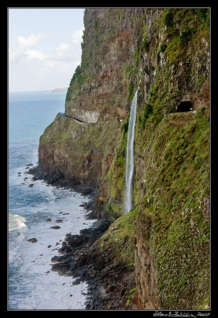 Veu da Noiva waterfall